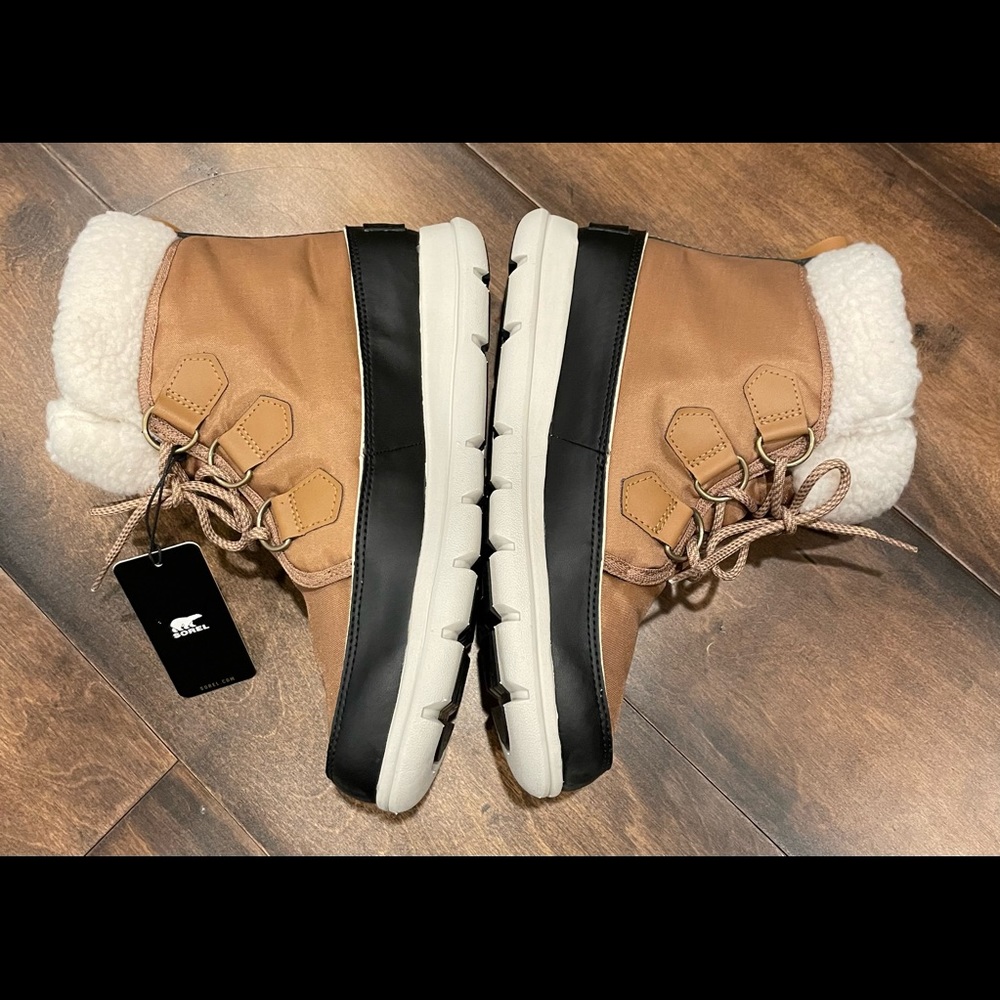 SOREL Explorer Carnival Waterproof Boot with Faux Fur Collar NEW - Picture 9 of 16